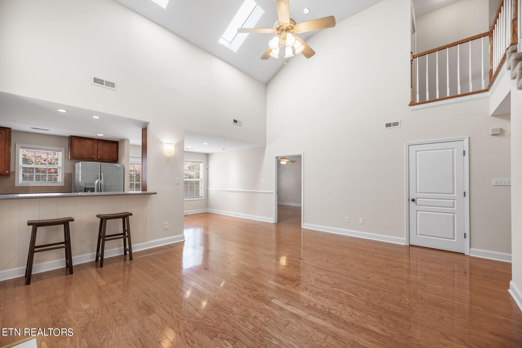 648 Loop Road, Unit 4 Knoxville, TN 37934 - Photo 7 of 34 Gallery Image 7