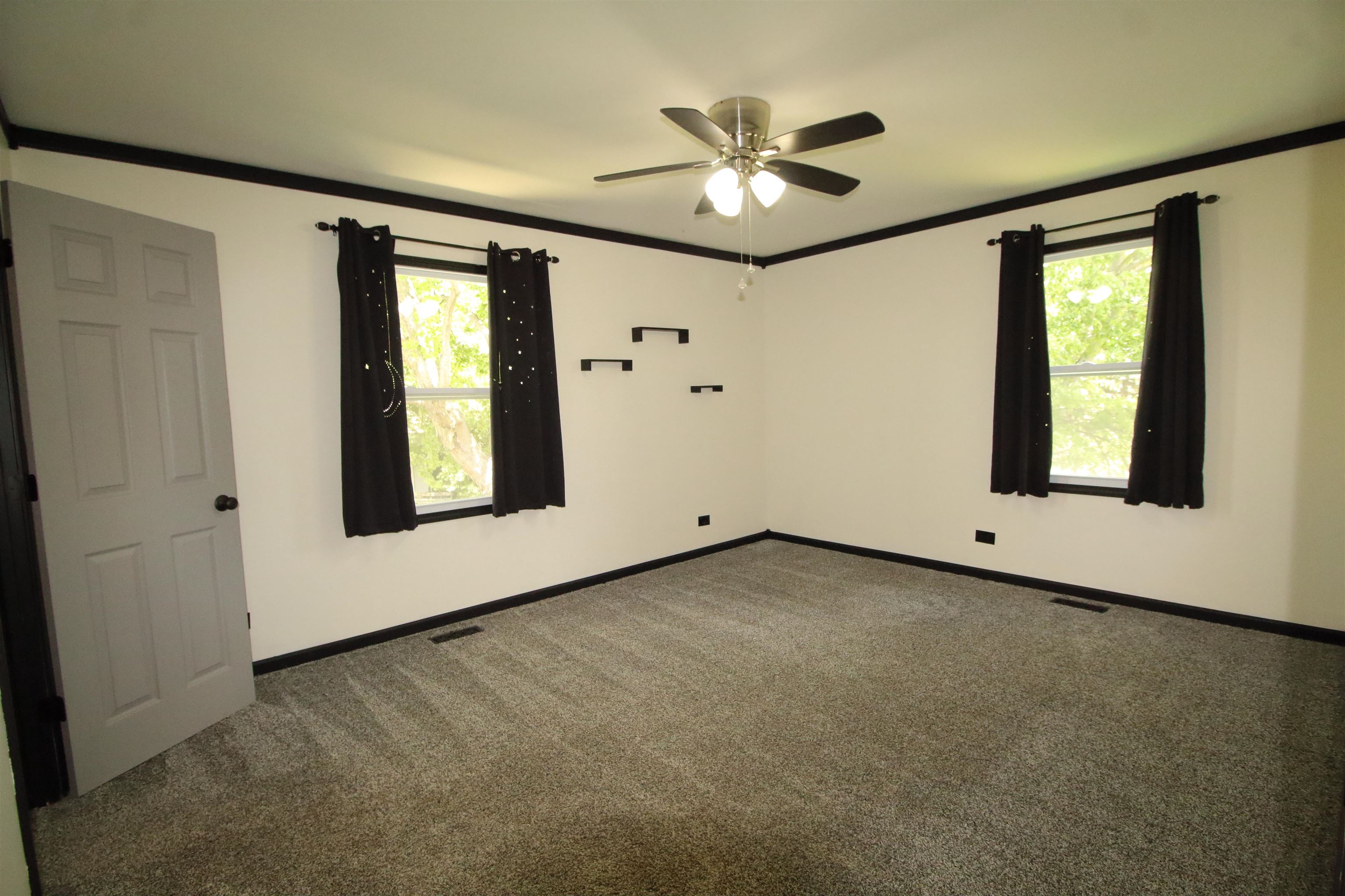 33970 Rebecca Road Kingston, IL 60145 - Photo 21 of 26