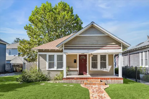 $925,000 | 1505 Tulane Street, Houston, TX 77008