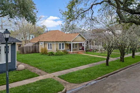 $925,000 | 1505 Tulane Street, Houston, TX 77008