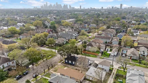 $925,000 | 1505 Tulane Street, Houston, TX 77008