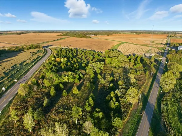 $213,000 | 1091 13th Highway, Leeton, MO 64761