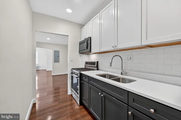 $1,850 | 1618 18th Street Southeast, Unit 1, Washington, DC 20020