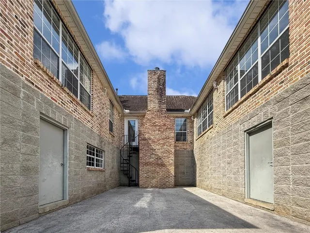 $335,000 | 19504 Pinewood Road, Bogalusa, LA 70427