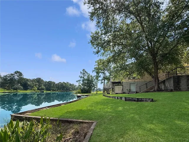 $335,000 | 19504 Pinewood Road, Bogalusa, LA 70427