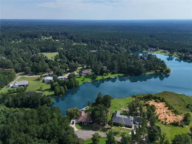 $335,000 | 19504 Pinewood Road, Bogalusa, LA 70427