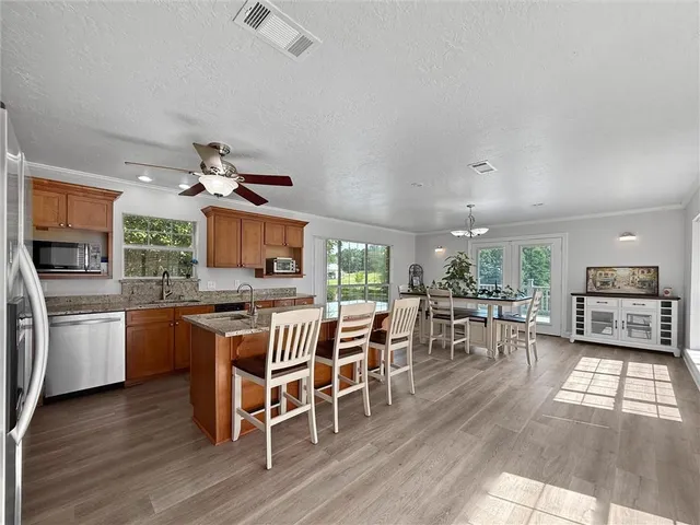 $335,000 | 19504 Pinewood Road, Bogalusa, LA 70427