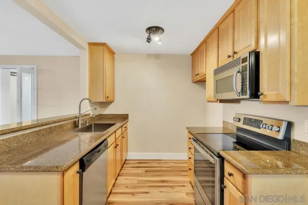 $375,000 | 1045 Peach Avenue, Unit 61, El Cajon, CA 92021