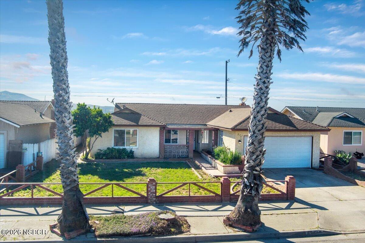321 North Z Street Lompoc, CA 93436 - Photo 29 of 33 a view of house with swimming pool outdoor seating
