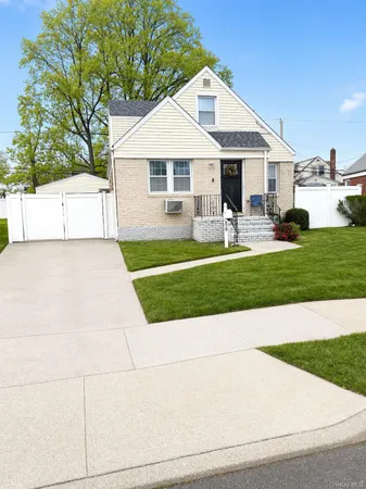$790,000 | 210 South King Street, Elmont, NY 11003