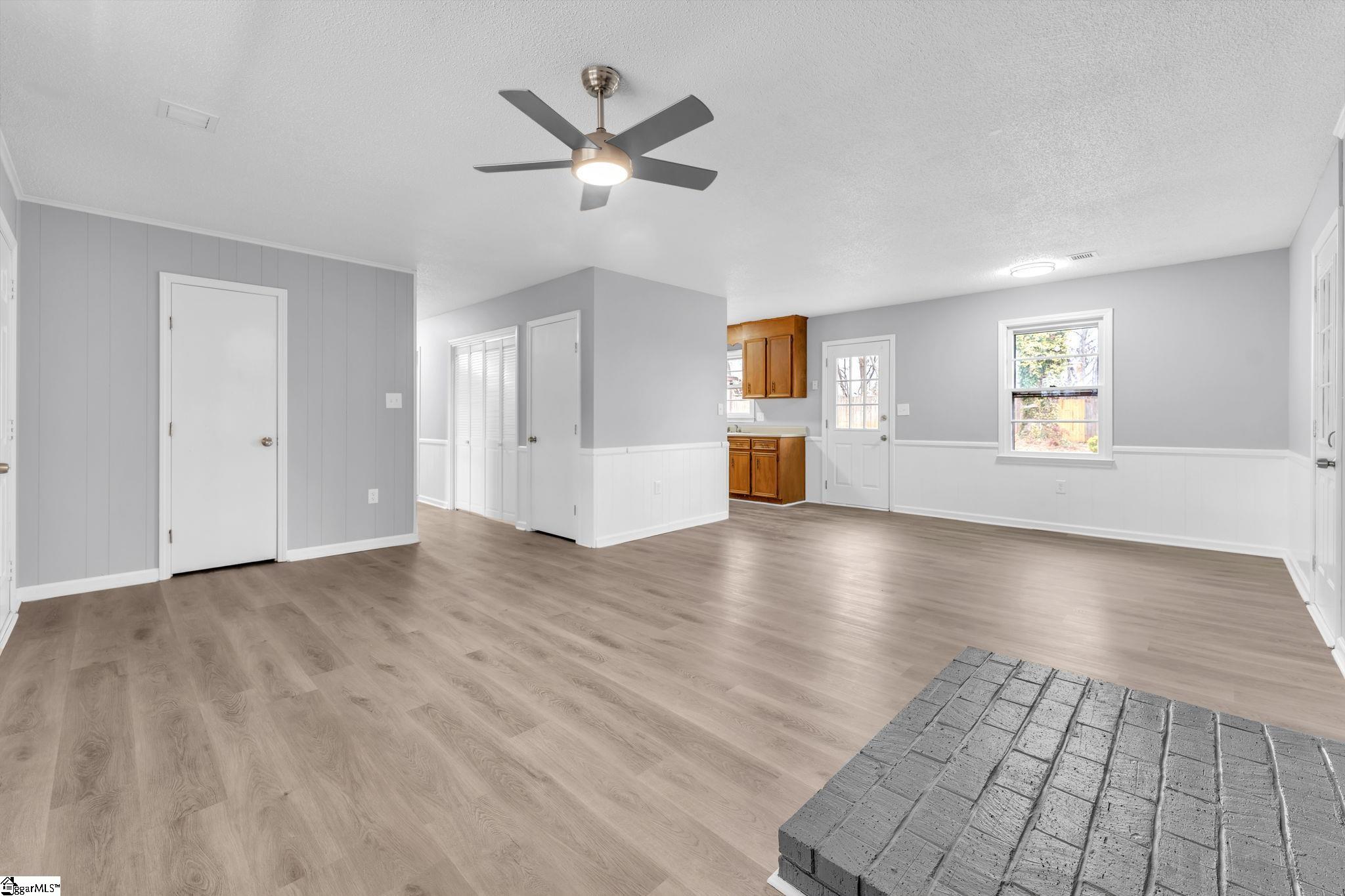 108 Briarcliff Road Duncan, SC 29334 - Photo 3 of 24 Gallery Image 3
