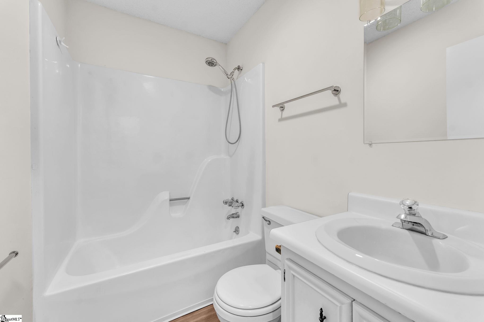 108 Briarcliff Road Duncan, SC 29334 - Photo 9 of 24 Gallery Image 9