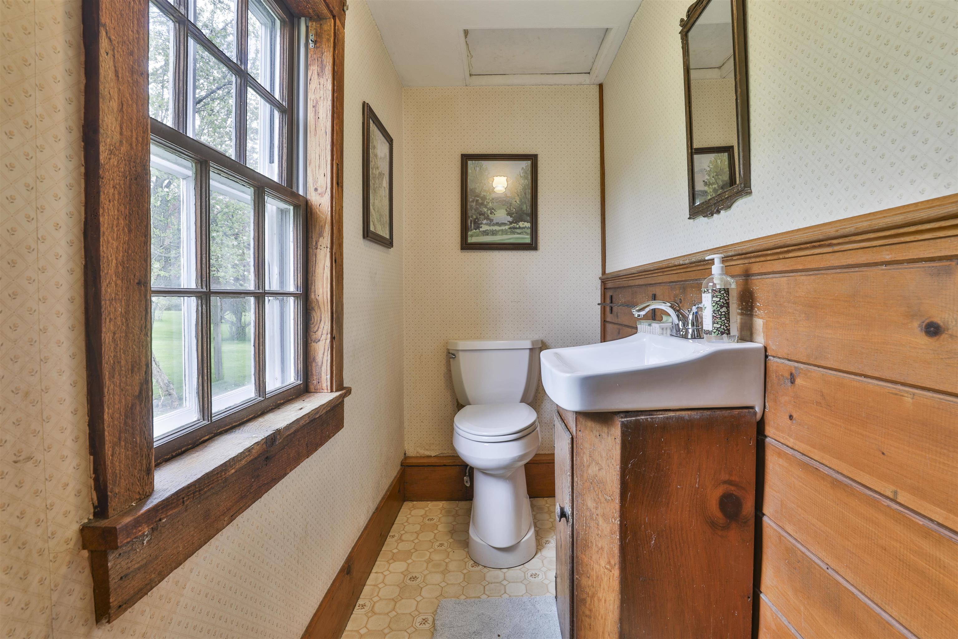 1 Featherbed Lane Derry, NH 03038 - Photo 20 of 46
