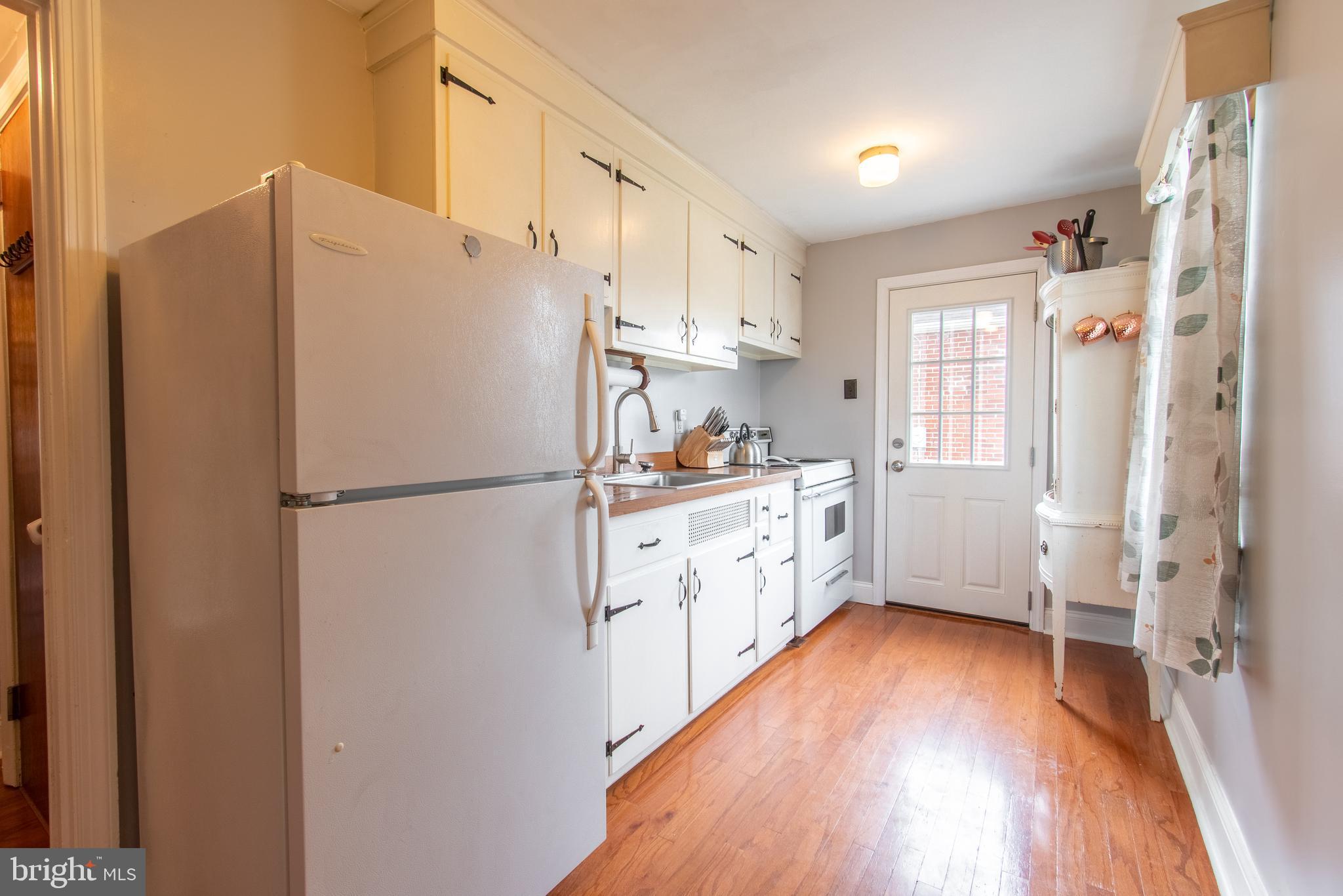 27 North Manor Road Broomall, PA 19008 - Photo 9 of 19 Gallery Image 9
