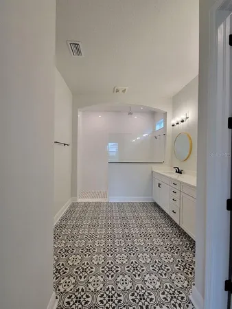 $3,695 | 7708 Paradiso Drive, Apollo Beach, FL 33572