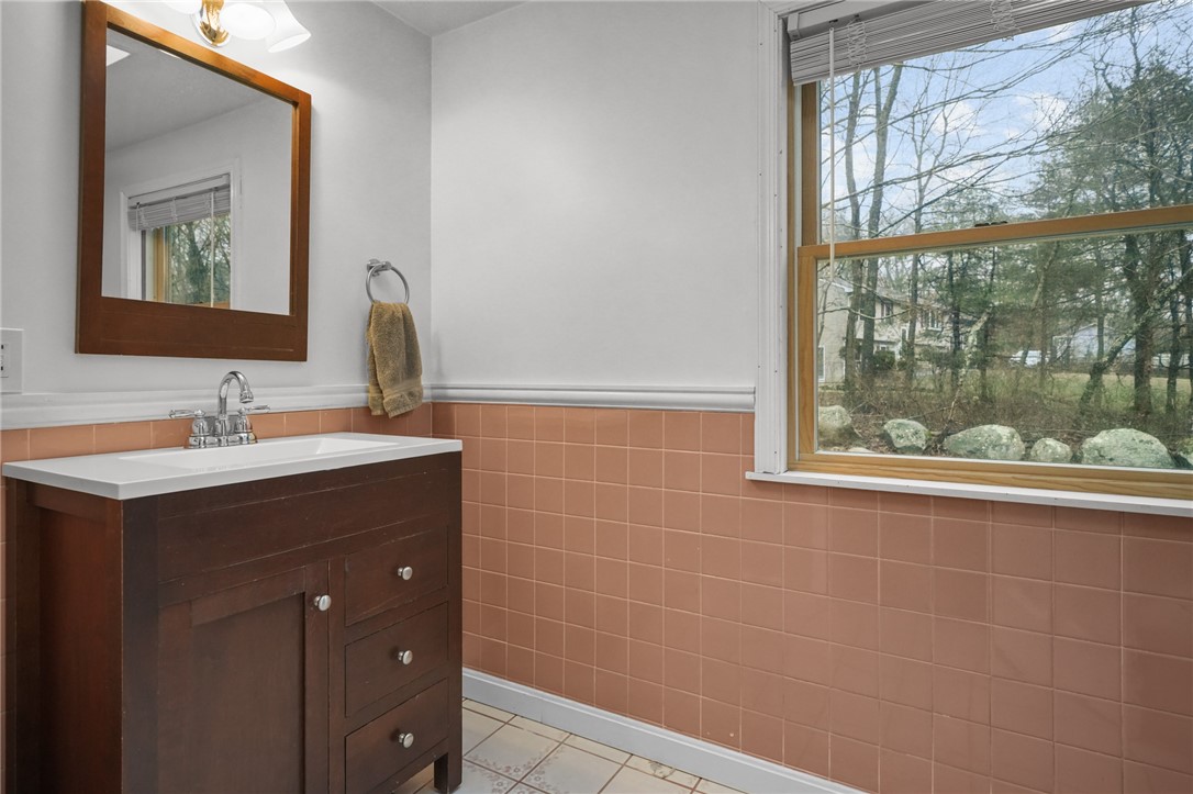 1675 Ten Rod Road Exeter, RI 02822 - Photo 23 of 34 Gallery Image 23