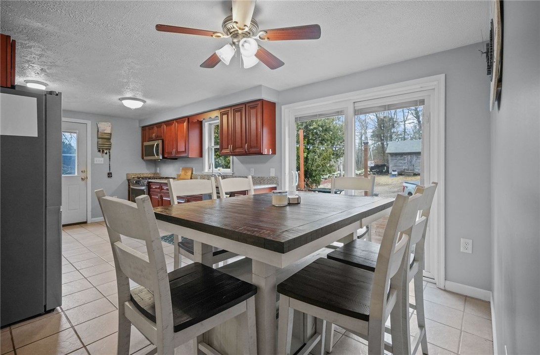 1675 Ten Rod Road Exeter, RI 02822 - Photo 9 of 34 Gallery Image 9
