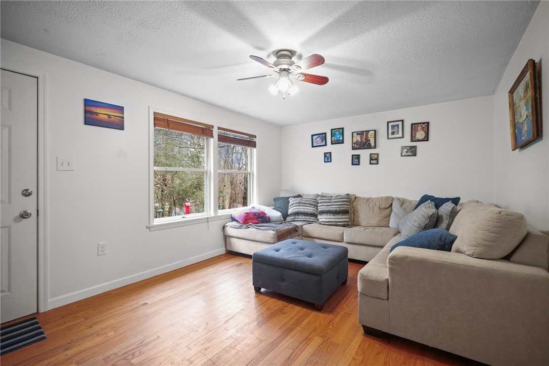 1675 Ten Rod Road Exeter, RI 02822 - Photo 10 of 34 Gallery Image 10