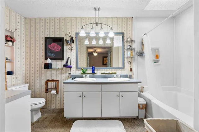 $900,000 | 4941 North Helton Road, Winston, GA 30187