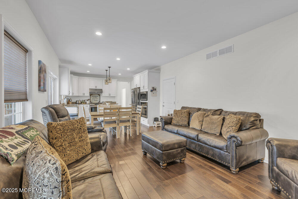 527 Chandler Road Jackson, NJ 08527 - Photo 12 of 34 026_dsc04262_505