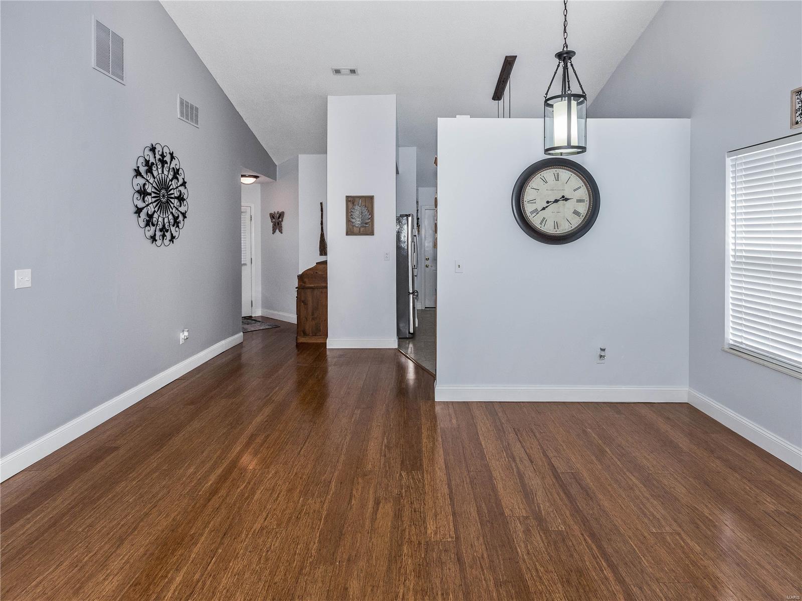 325 Radcliff Road Shiloh, IL 62221 - Photo 14 of 36