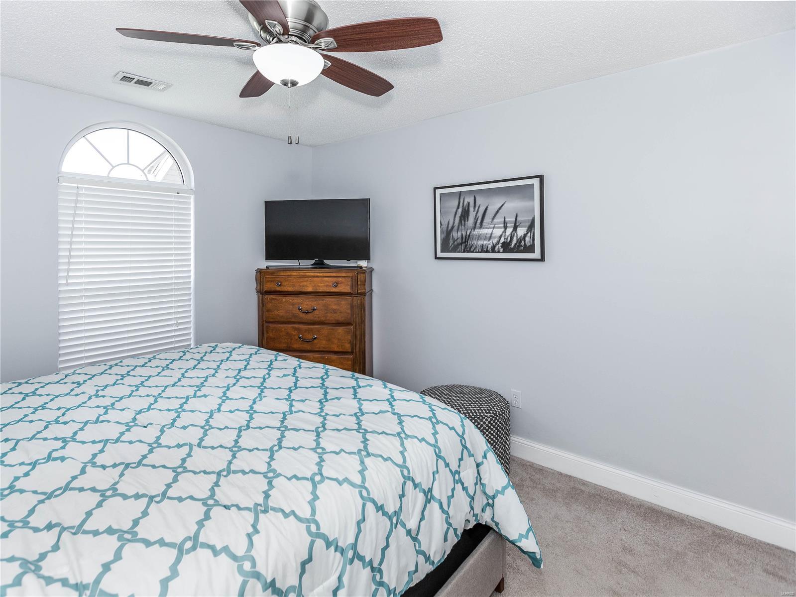 325 Radcliff Road Shiloh, IL 62221 - Photo 29 of 36