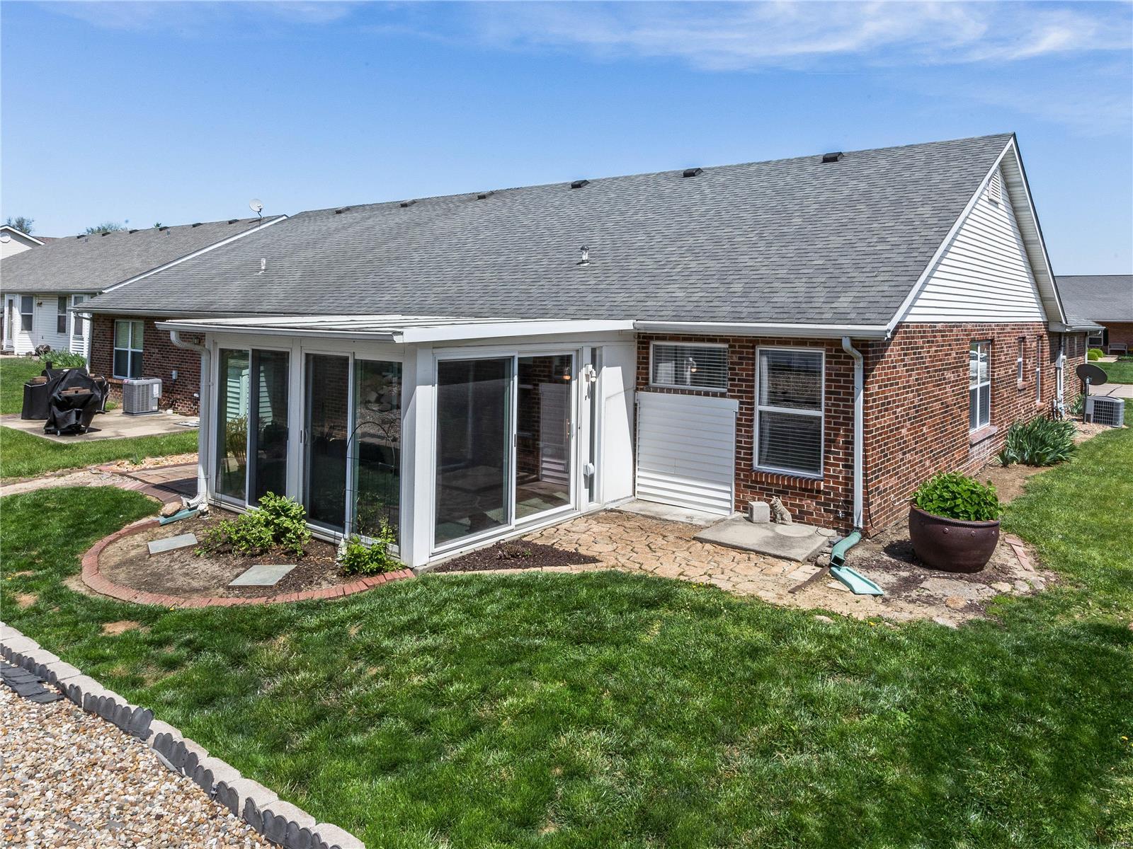 325 Radcliff Road Shiloh, IL 62221 - Photo 32 of 36