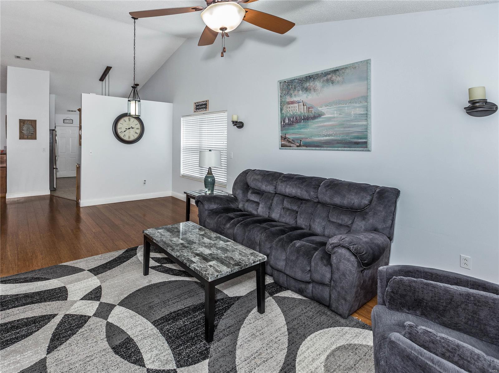 325 Radcliff Road Shiloh, IL 62221 - Photo 7 of 36