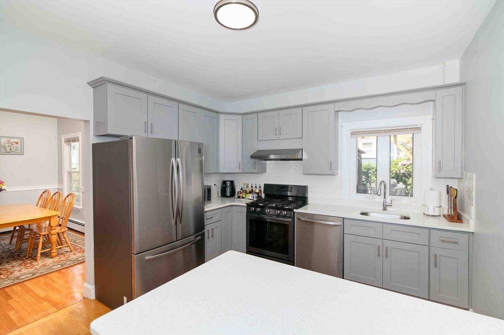 34 Spring Hill Road Boston, MA 02136 - Photo 15 of 37