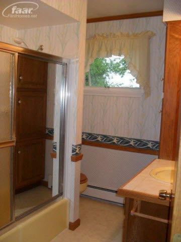 12165 Miller Road Lennon, MI 48449 - Photo 7 of 14 20204827-6.JPG