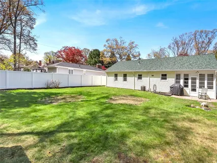 $589,990 | 101 Shirley Drive, Cumberland, RI 02864