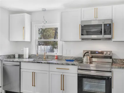 $589,990 | 101 Shirley Drive, Cumberland, RI 02864