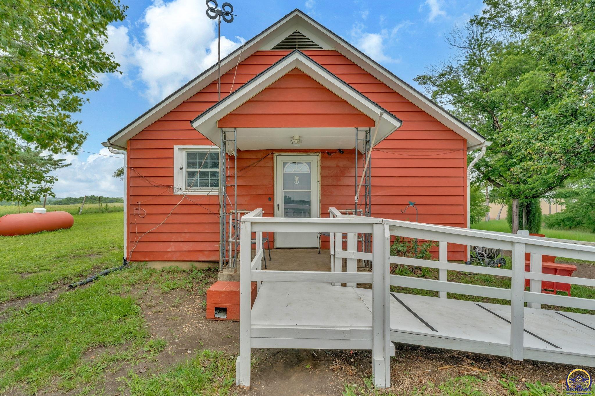 3184 158th Road Delia, KS 66418 - Photo 2 of 50