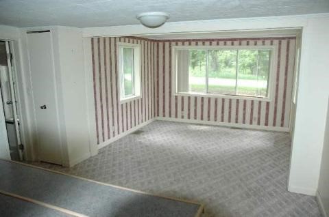 6019 South Jackson Road Jackson, MI 49201 - Photo 6 of 10 917870-5.JPG