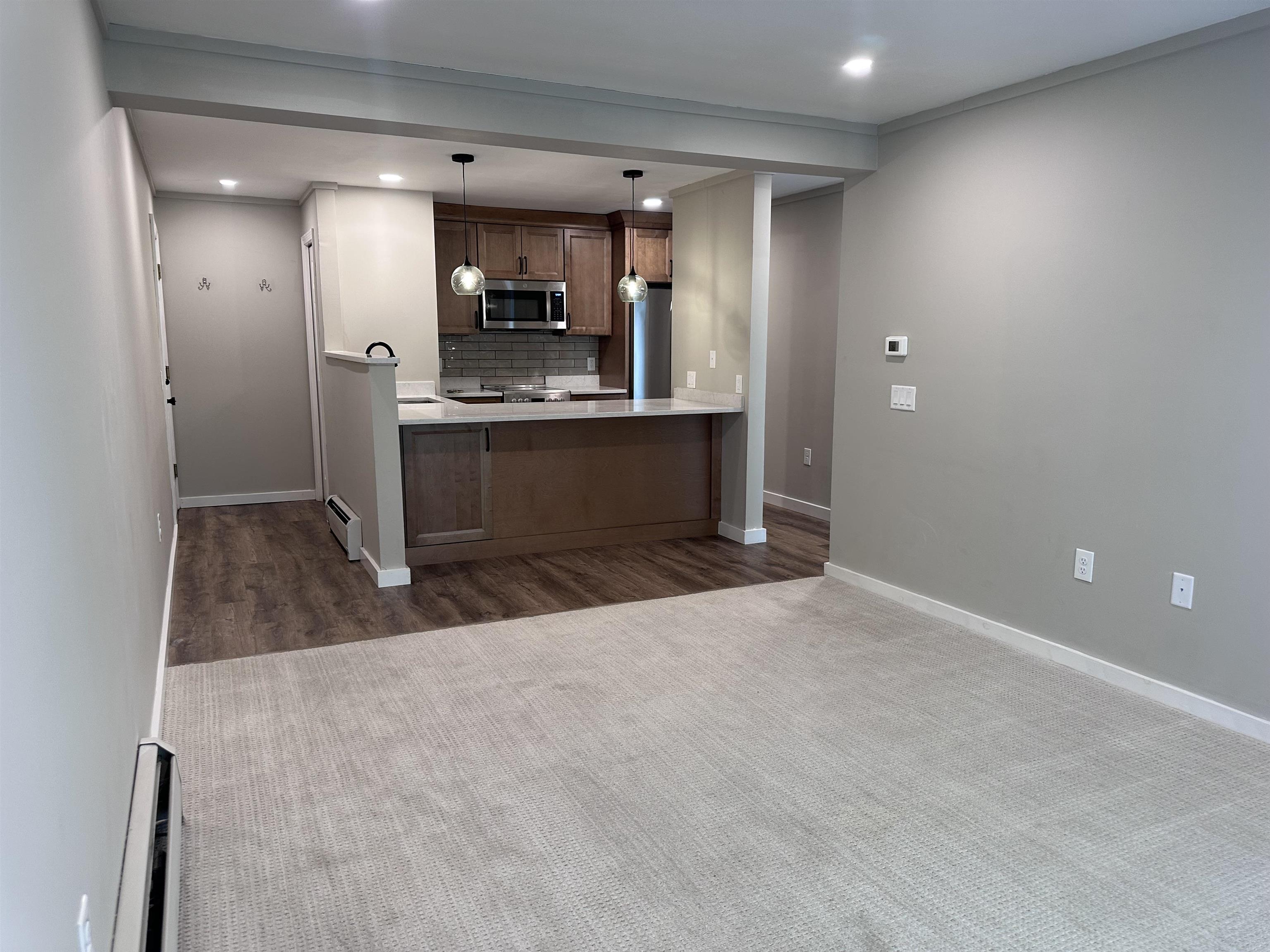 30 Wolf Road, Unit 612 Lebanon, NH 03766 - Photo 25 of 37