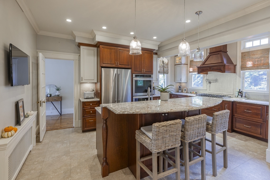 48 Bellevue Road Swampscott, MA 01907 - Photo 9 of 36