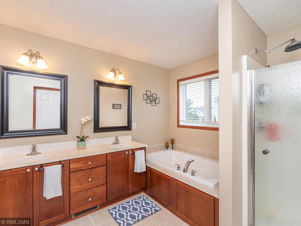 783 Riesgraf Road Carver, MN 55315 - Photo 25 of 32 Gallery Image 25