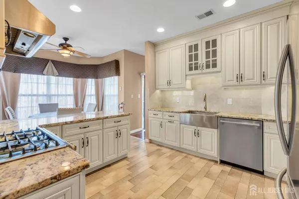 $5,000 | 1 Johnson Street, Old Bridge, NJ 08857