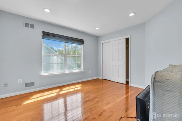 $5,000 | 1 Johnson Street, Old Bridge, NJ 08857