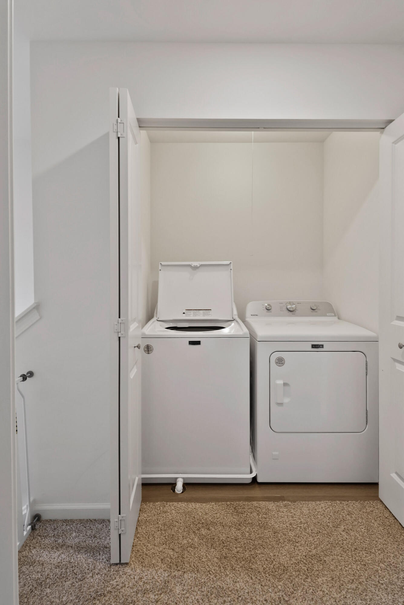 10743 Violette Way St. John, IN 46373 - Photo 22 of 23 a utility room with dryer and washer