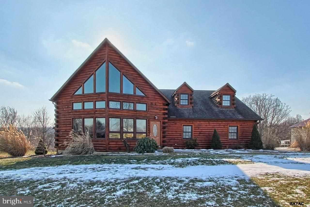 468 Gun Club Road York, PA 17406 - Photo 1 of 36 Gallery Image 1