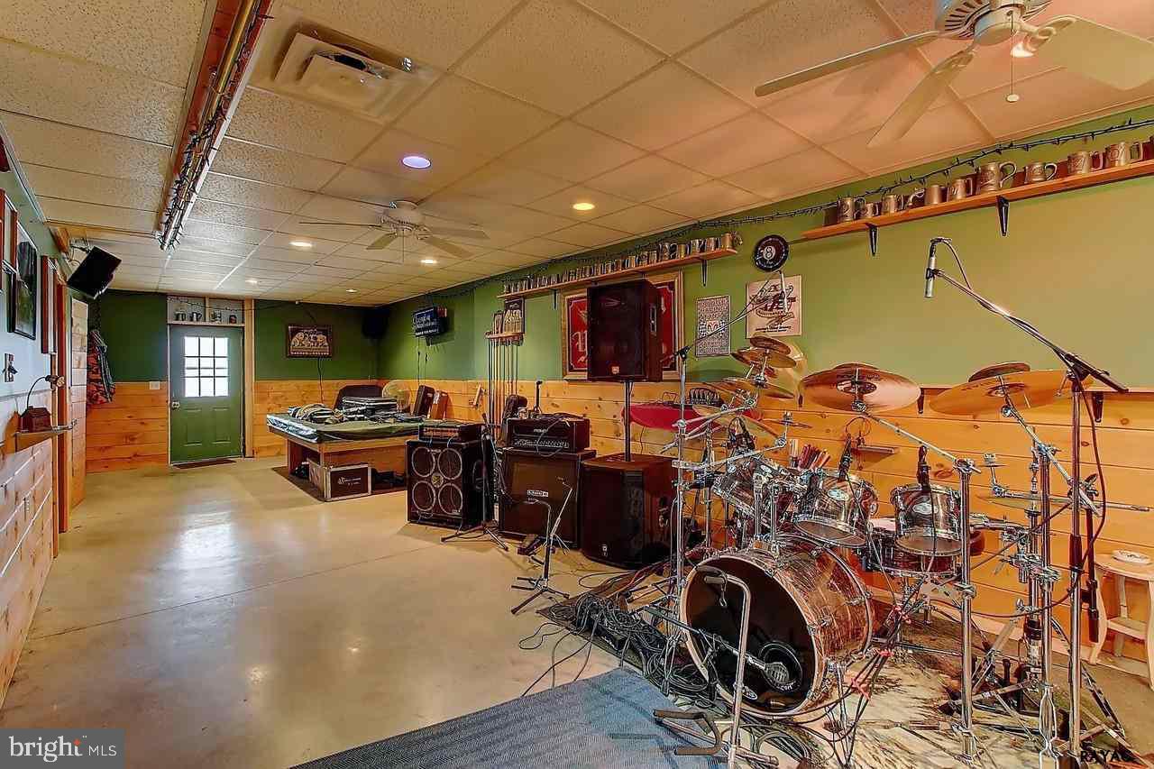 468 Gun Club Road York, PA 17406 - Photo 24 of 36 Gallery Image 24