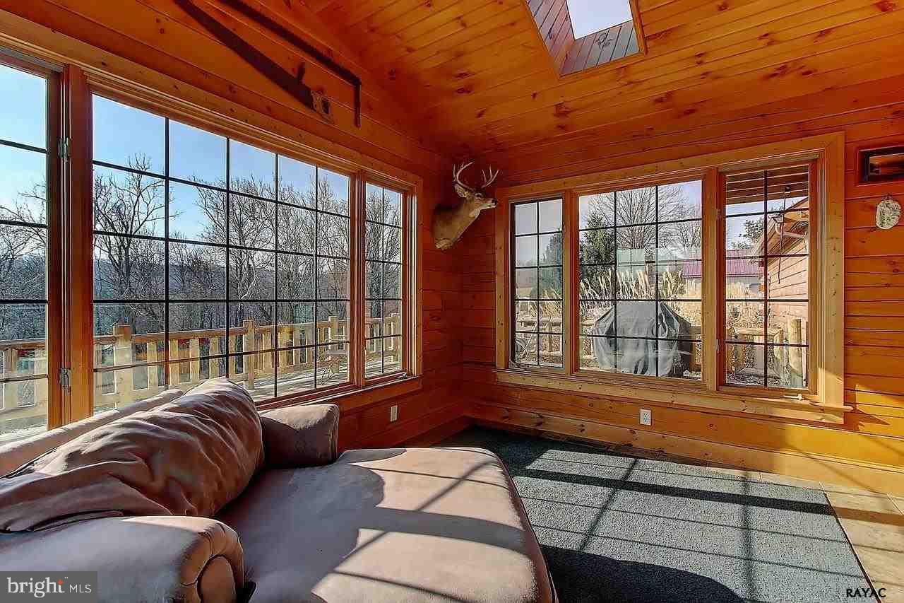 468 Gun Club Road York, PA 17406 - Photo 10 of 36 Gallery Image 10