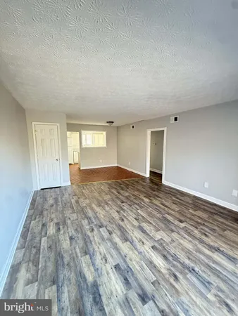 $1,400 | 22020 Gloucester Court, Unit C1, Lexington Park, MD 20653