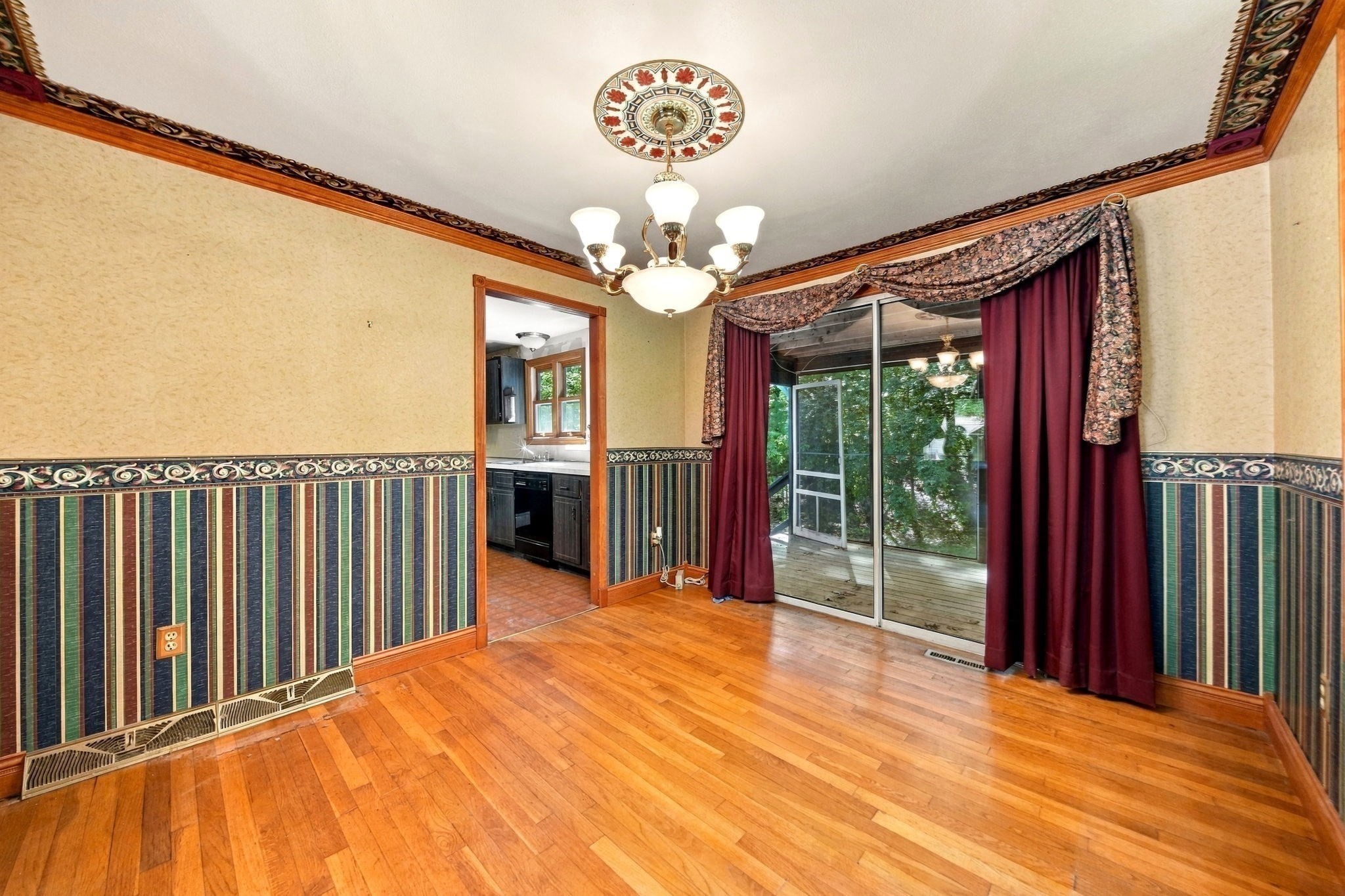 Gallery Image 7