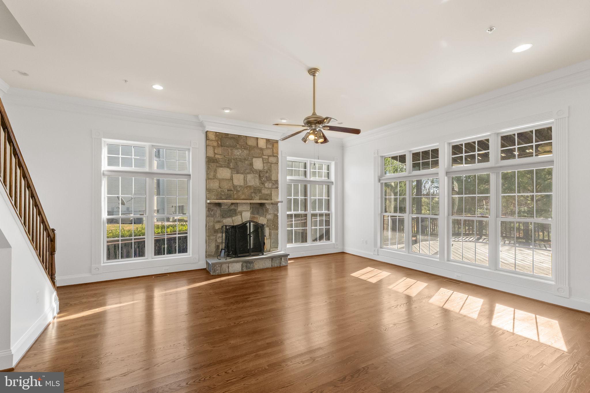 11902 Piedmont Road Clarksburg, MD 20871 - Photo 26 of 64 Family room