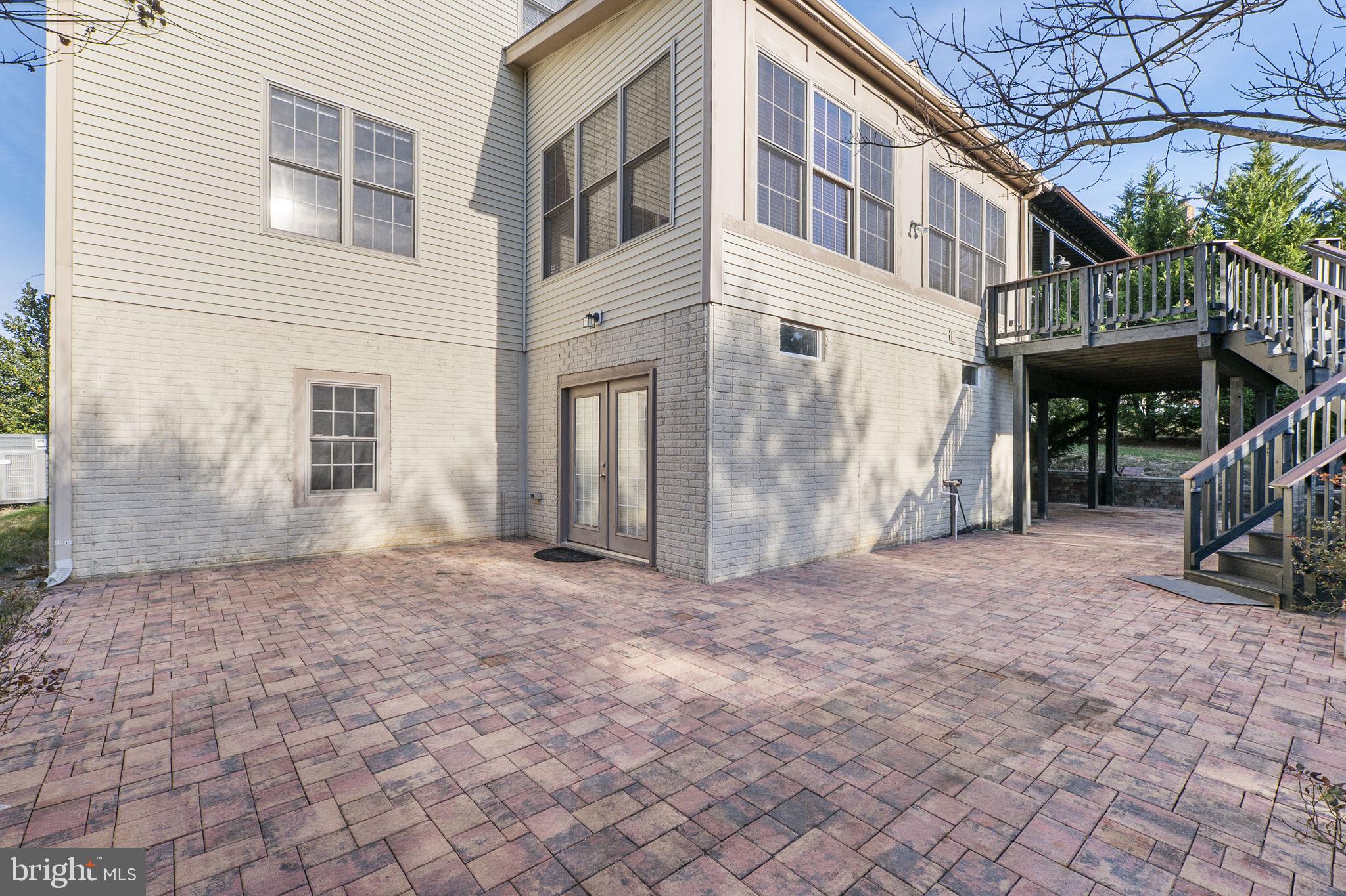 11902 Piedmont Road Clarksburg, MD 20871 - Photo 59 of 64 Back patio