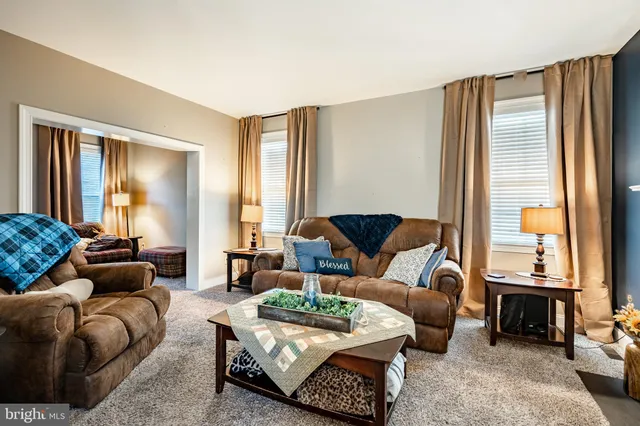 $440,000 | 410 West 7th Avenue, Parkesburg, PA 19365