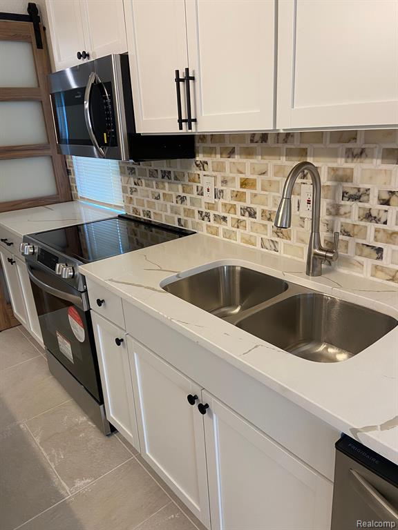 4369 Devonshire Road Detroit, MI 48224 - Photo 10 of 24
