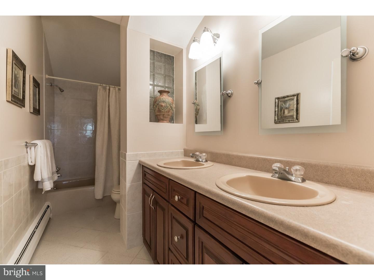 1383 Holt Road Huntingdon Valley, PA 19006 - Photo 17 of 25 Gallery Image 17